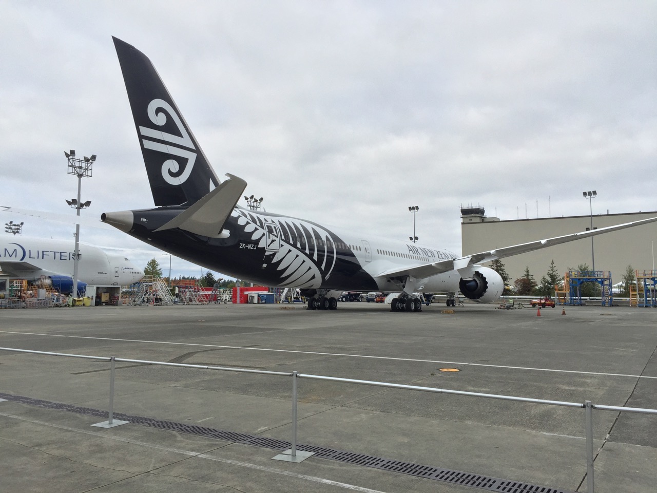 photos from Family Day at the Boeing Everett Factory (56k use the