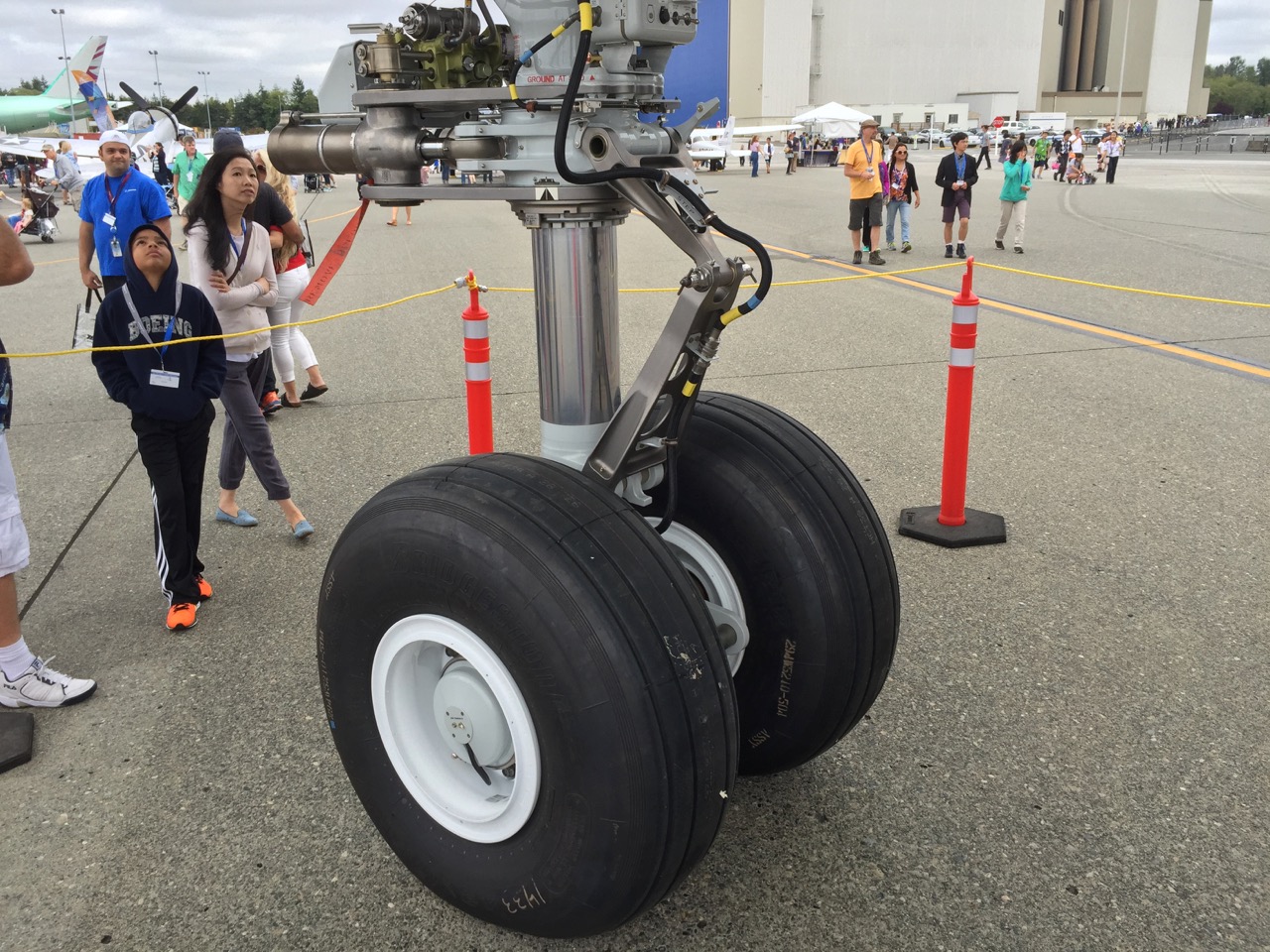 photos from Family Day at the Boeing Everett Factory (56k use the
